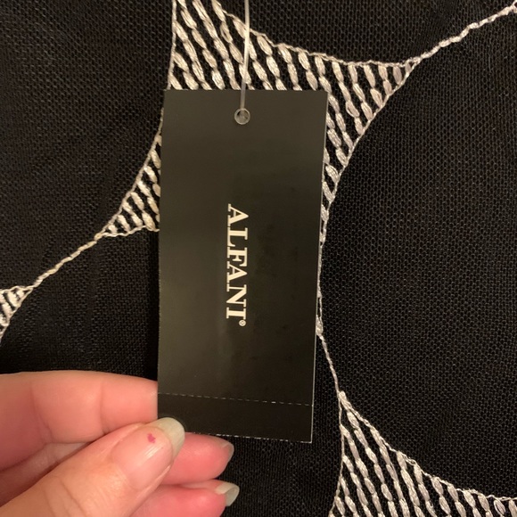 New Alfani Dots long sleeve top size Large black silver shiny sheer - Picture 3 of 9